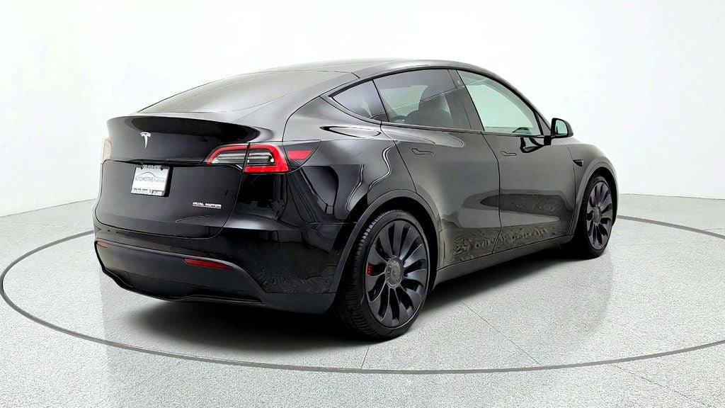 Used 2021 Tesla Model Y Performance AWD/4WD image 5