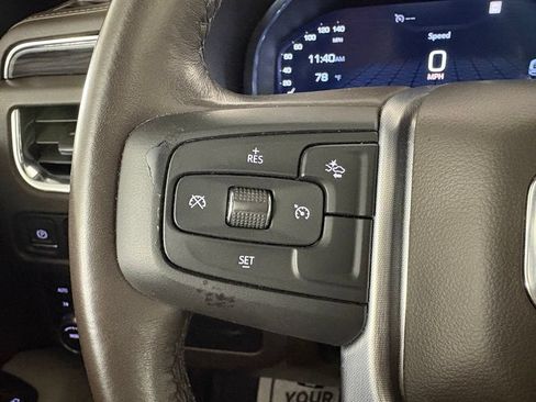 Used 2023 GMC Yukon XL SLT AWD/4WD image 20