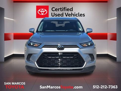 Certified 2025 Toyota Grand Highlander FWD image 2