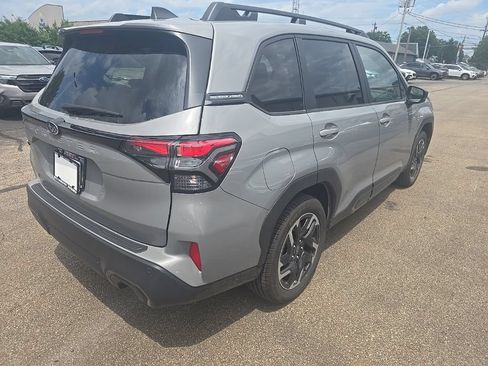 Used 2025 Subaru Forester Limited w/ Popular Package #1 AWD/4WD image 4