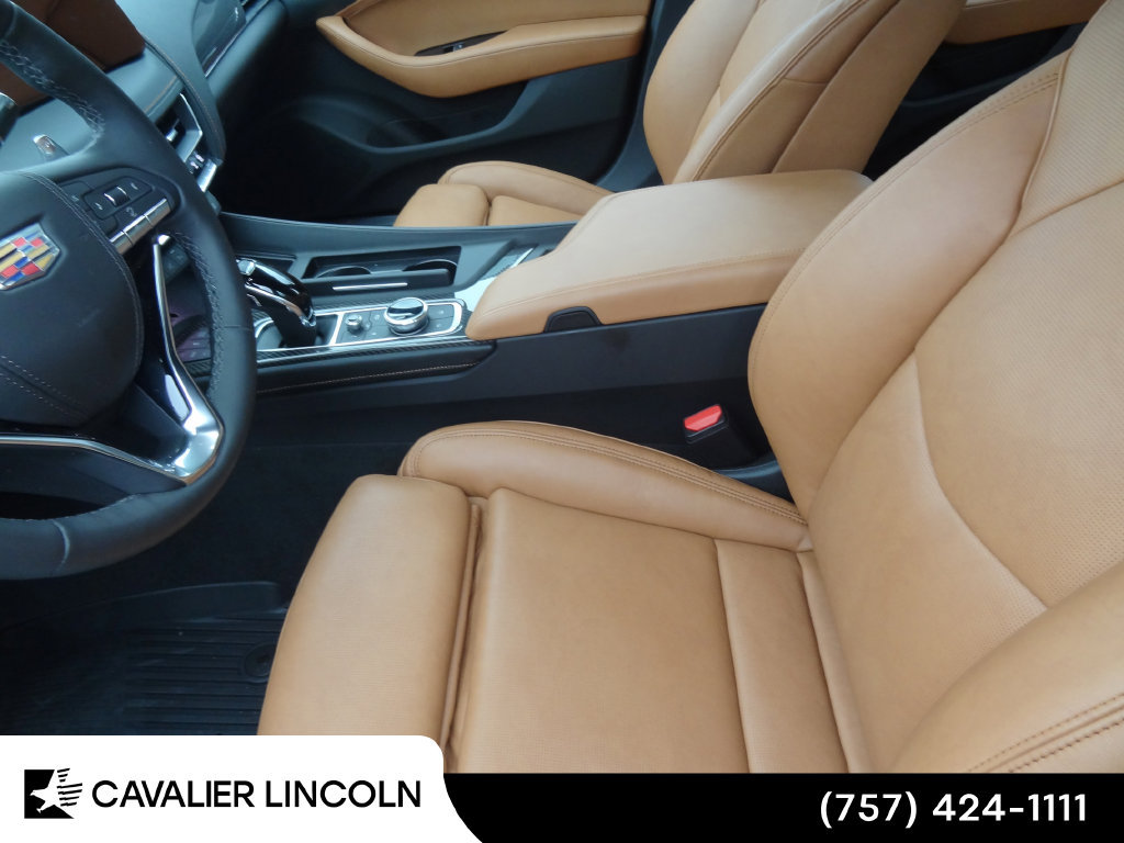 Used 2026 Cadillac CT5 Sport w/ Platinum Package RWD image 8