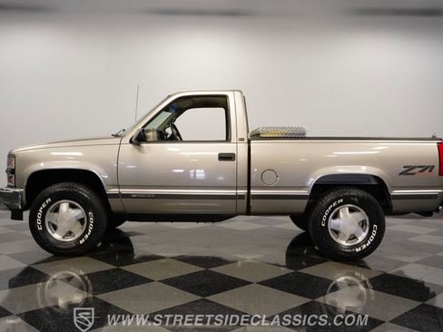 Used 1998 Chevrolet Silverado 1500 4x4 Regular Cab w/ Preferred Equipment Group 2 image 7