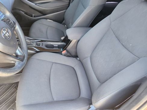 Used 2021 Toyota Corolla LE image 7