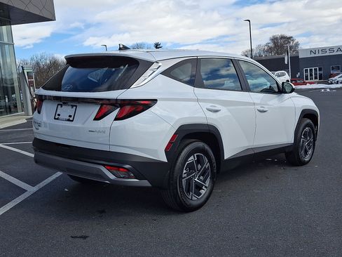 New 2026 Hyundai Tucson Blue SE image 5