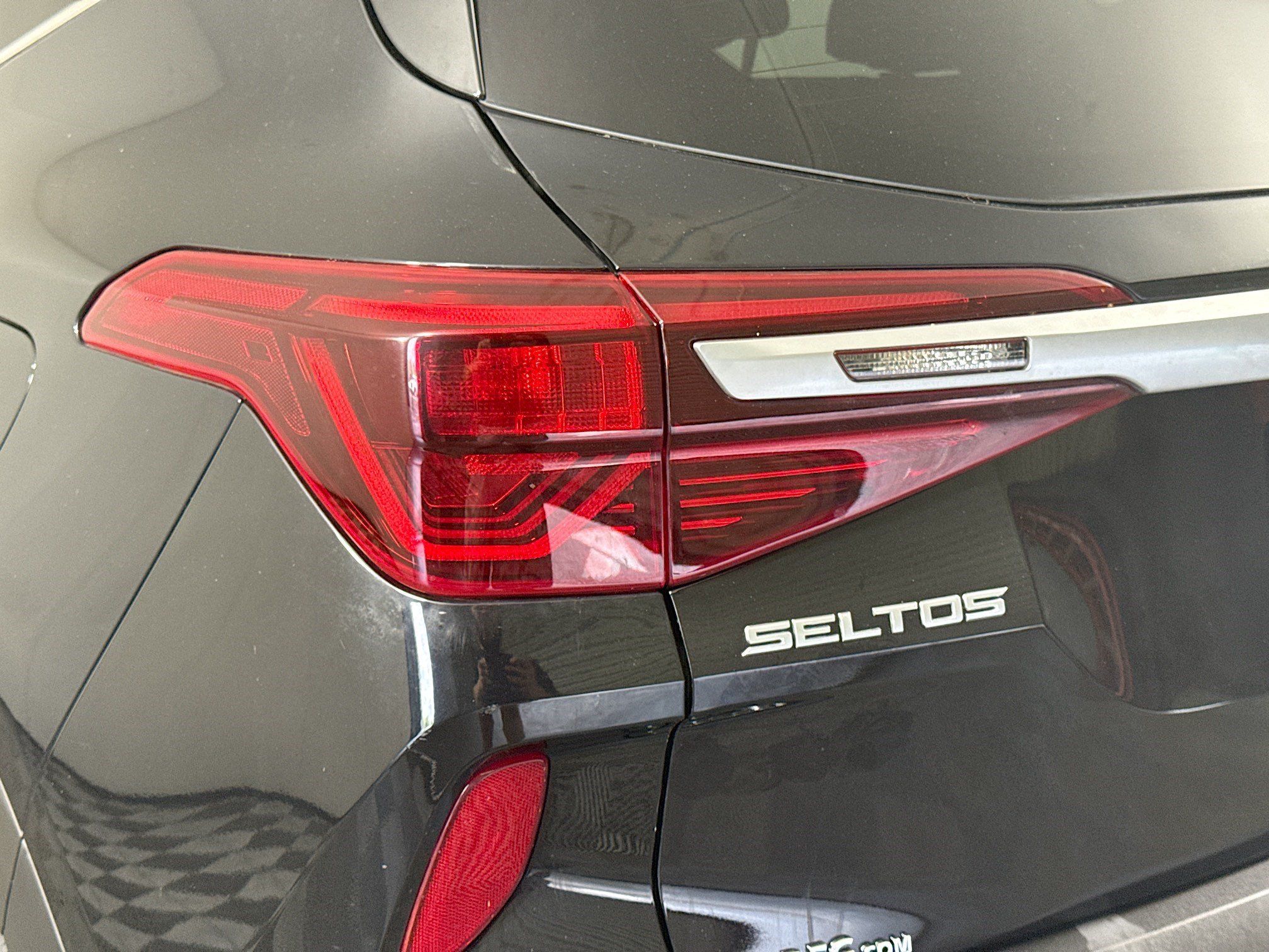 Used 2022 Kia Seltos EX AWD/4WD image 35