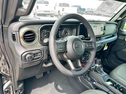 New 2026 Jeep Gladiator Mojave AWD/4WD image 12