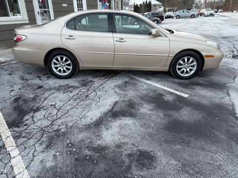 Used 2002 Lexus ES 330 V6 image 4