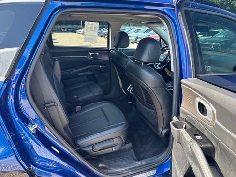 Used 2021 Kia Sorento SX AWD/4WD image 11