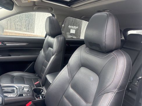 Used 2023 MAZDA CX-5 AWD 2.5 S w/ Premium Plus Pkg image 3