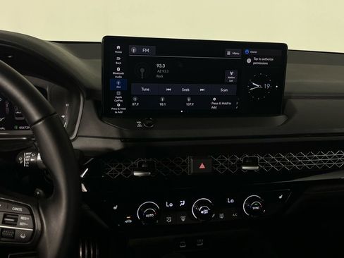 Used 2025 Honda Accord Sport image 17