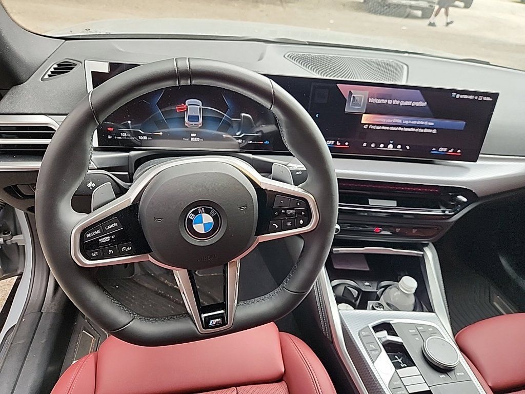 Used 2025 BMW 430i w/ M Sport Package RWD image 4