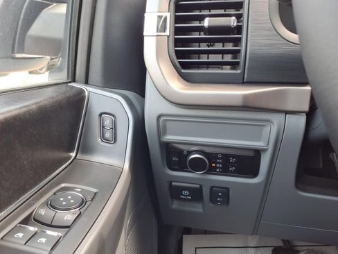 New 2025 Ford F150 Lightning XLT image 12