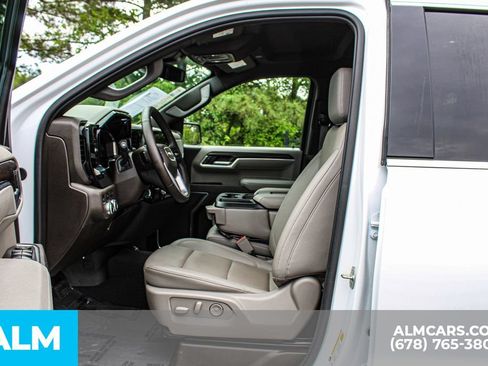 Used 2026 GMC Sierra 1500 SLT AWD/4WD image 16