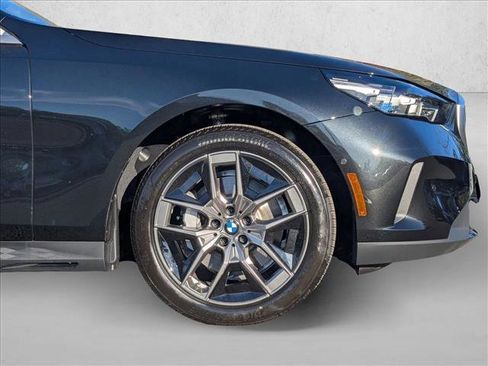 New 2026 BMW 530i image 10
