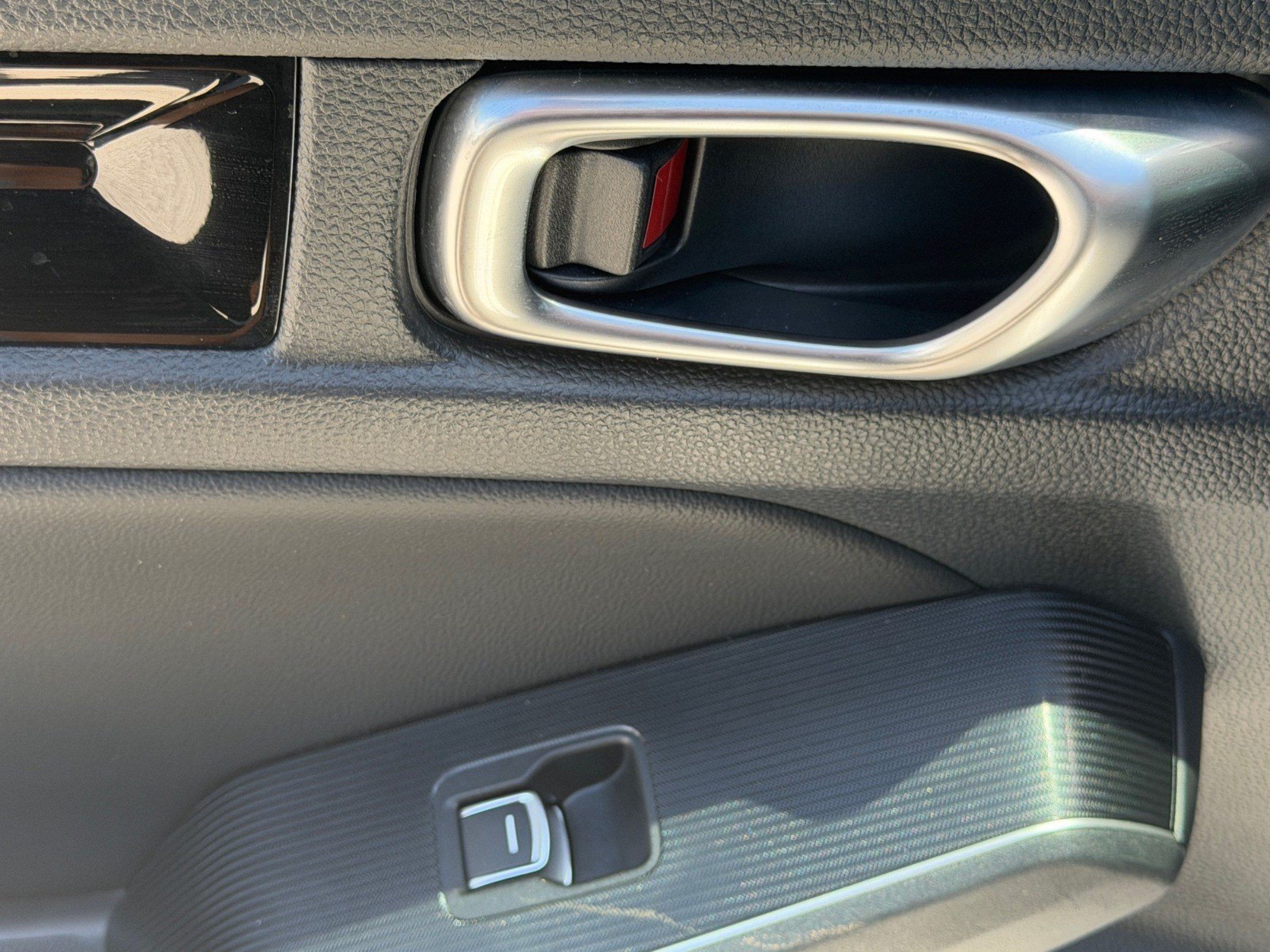 Used 2023 Honda Civic Touring image 11