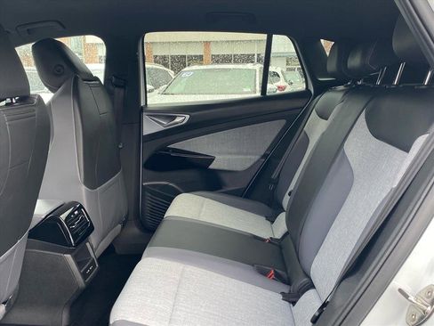 Certified 2023 Volkswagen ID.4 2WD image 18