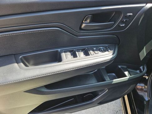 Used 2025 Honda Odyssey Sport-L image 14