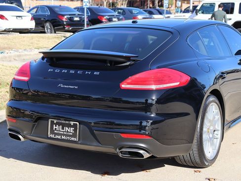 Used 2016 Porsche Panamera Edition w/ Premium Package Plus image 10