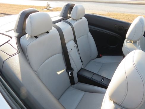 Used 2012 Lexus IS 250C image 45