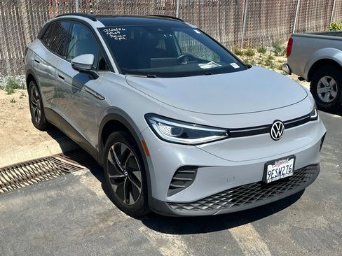 Used 2022 Volkswagen ID.4 Pro S image 2