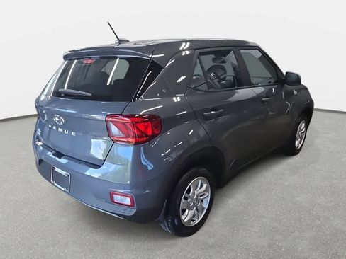 New 2026 Hyundai Venue SE FWD image 5
