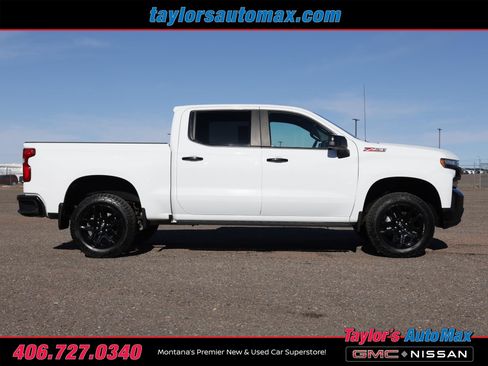 Used 2021 Chevrolet Silverado 1500 LT Trail Boss w/ LPO, Dark Essentials Package image 3