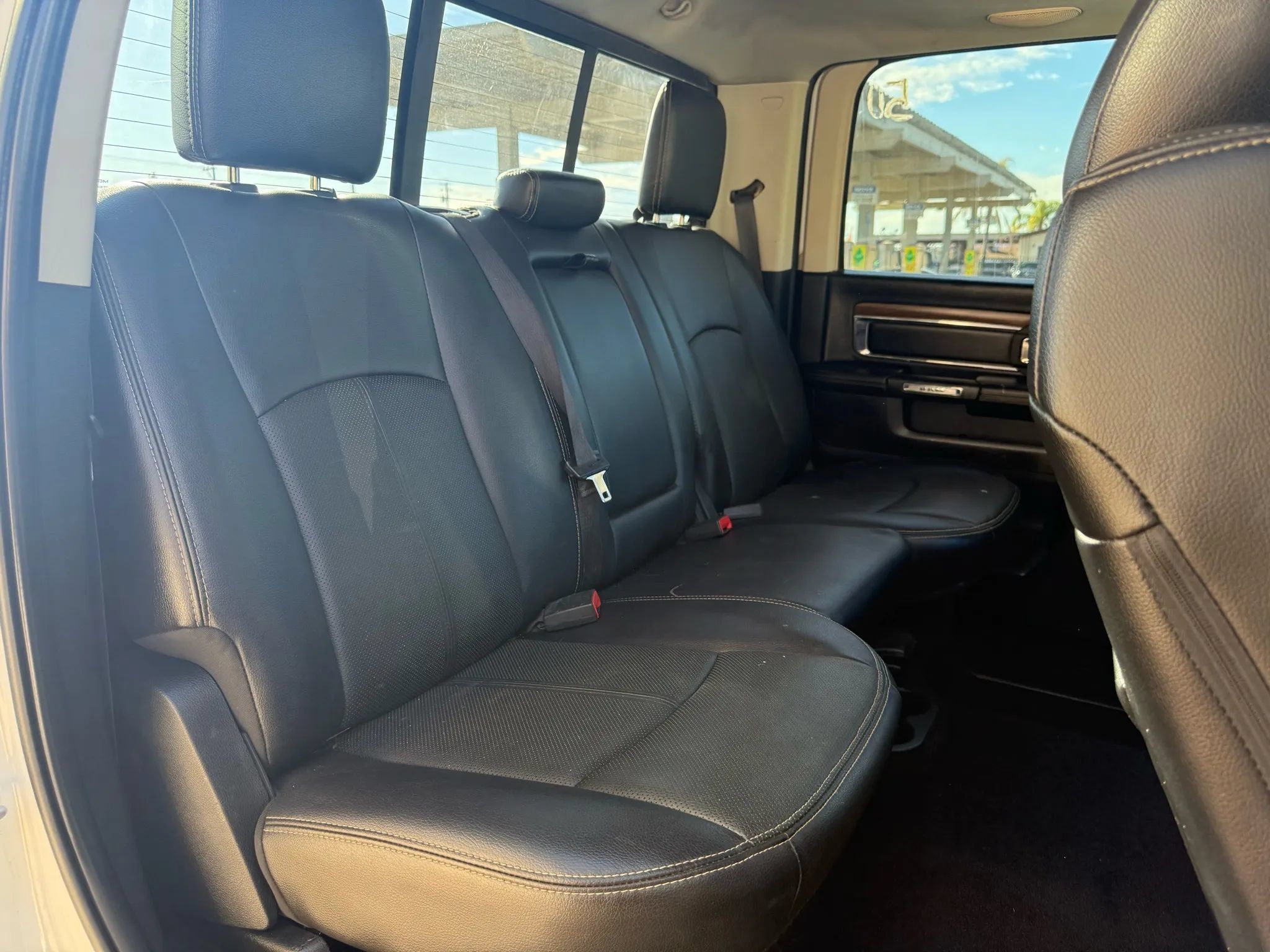 Used 2018 RAM 2500 Laramie AWD/4WD image 8