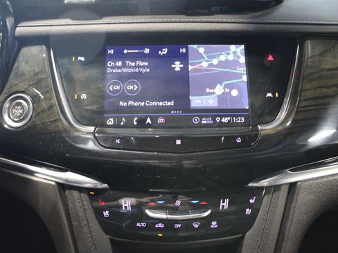 Used 2020 Cadillac XT6 Premium Luxury image 34