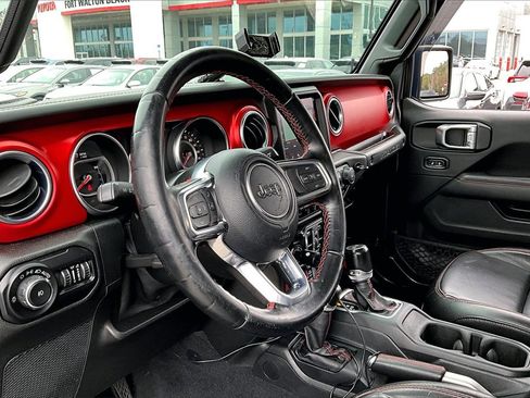 Used 2021 Jeep Wrangler Unlimited Rubicon image 14