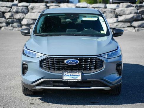 Used 2023 Ford Escape Active AWD/4WD image 2