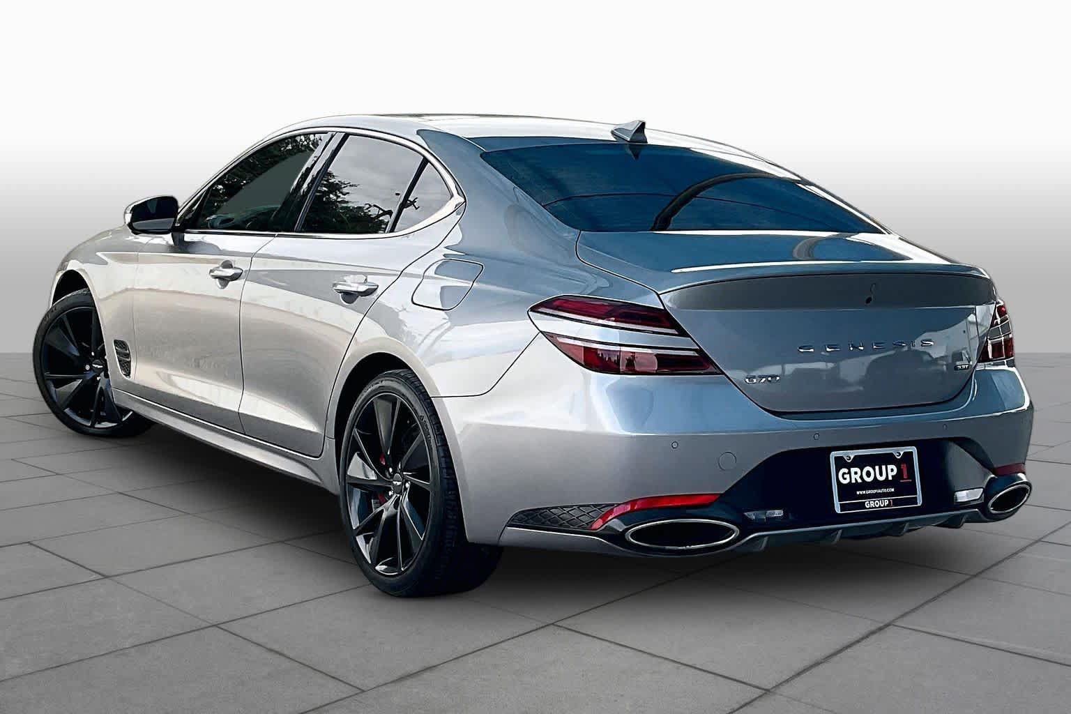 Used 2023 Genesis G70 3.3T w/ Sport Prestige Package RWD image 12