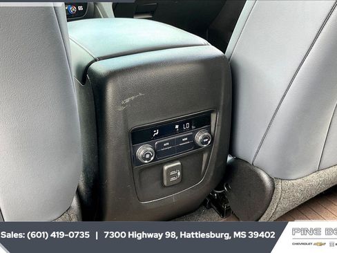 Certified 2020 Buick Enclave Essence image 25