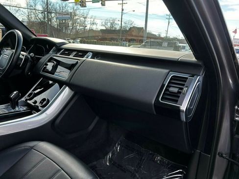Used 2022 Land Rover Range Rover Sport HSE Silver Edition image 23