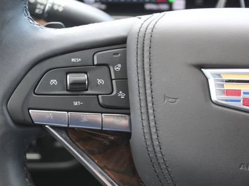 Used 2023 Cadillac Escalade Premium Luxury Platinum AWD/4WD image 26