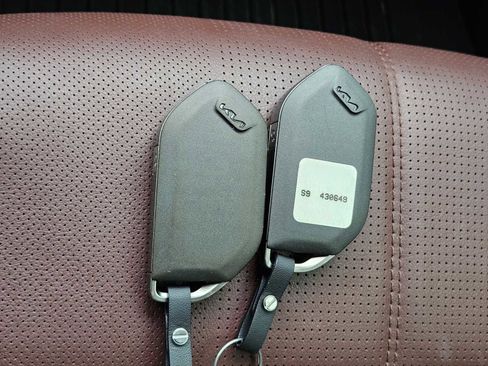 Used 2024 Kia Telluride SX image 14