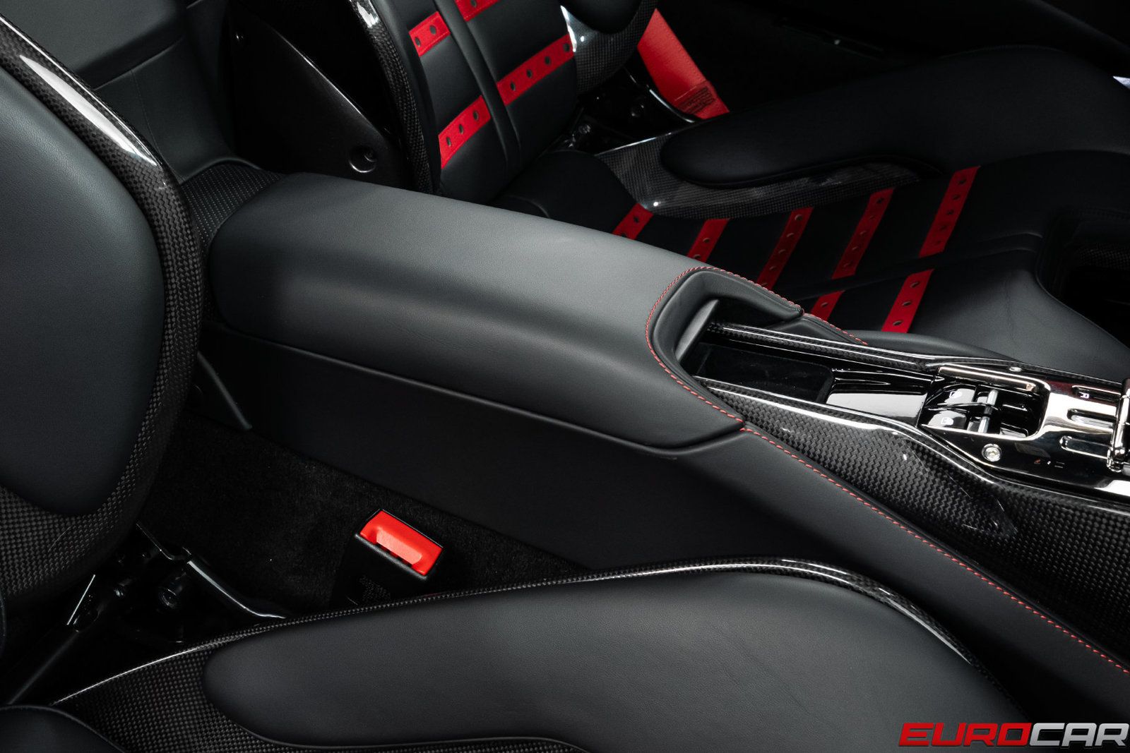 Used 2021 Ferrari SF90 Stradale AWD/4WD image 40