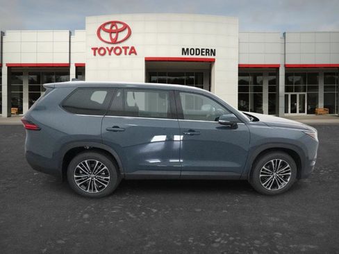 New 2026 Toyota Grand Highlander AWD Hybrid image 21