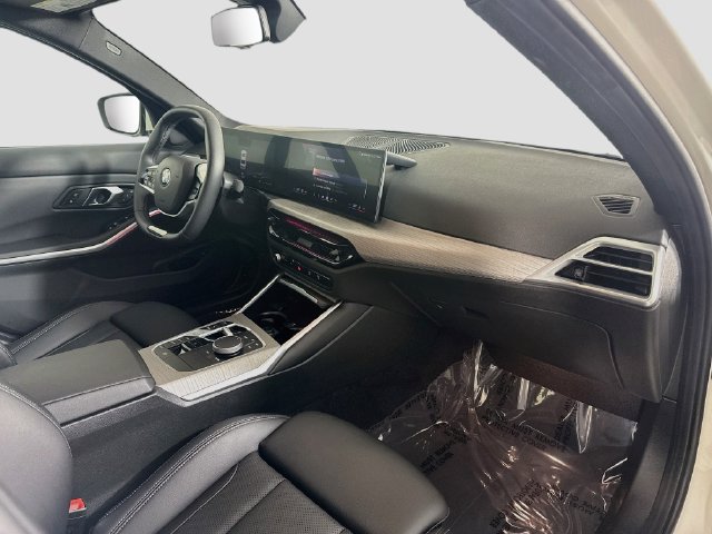 Used 2026 BMW 330i xDrive Sedan AWD/4WD image 29