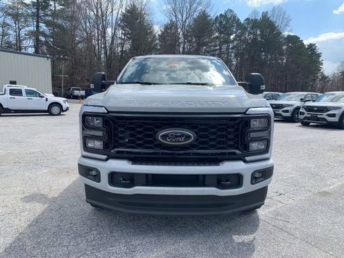 New 2026 Ford F250 XLT w/ XLT Premium Package AWD/4WD image 3