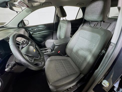 Used 2023 Chevrolet Equinox LT image 14