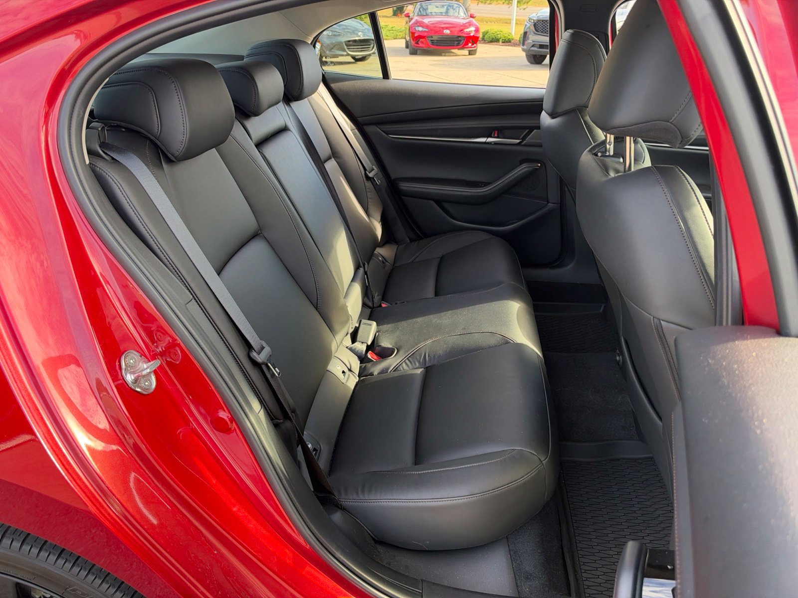 Used 2025 MAZDA MAZDA3 s FWD image 29