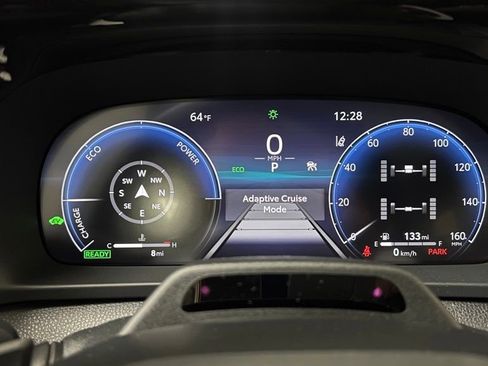 New 2025 Toyota Crown Signia image 36