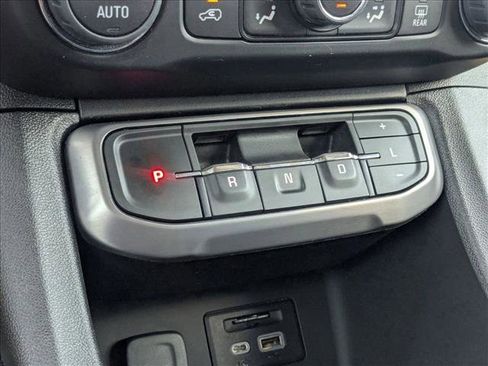 Used 2023 GMC Acadia AT4 w/ Technology Package image 12