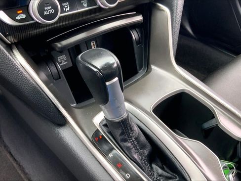 Used 2020 Honda Accord Sport image 15