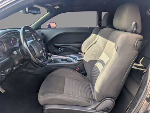 Used 2022 Dodge Challenger GT RWD image 17