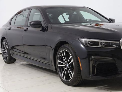 Used 2022 BMW 750i xDrive w/ M Sport Package image 53