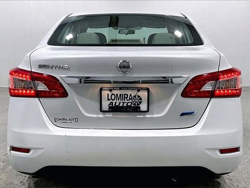 Used 2014 Nissan Sentra S image 6
