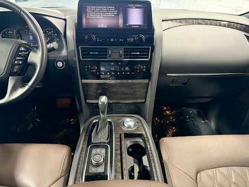 Used 2024 Nissan Armada Platinum w/ Captain's Chairs Package AWD/4WD image 19