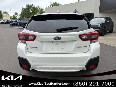 Used 2023 Subaru Crosstrek 2.0i Premium AWD/4WD image 9