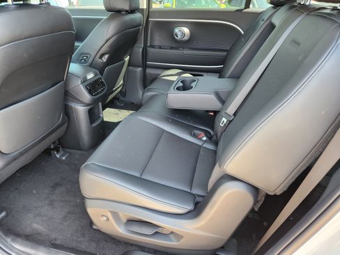 New 2026 Hyundai Ioniq 9 SEL image 9